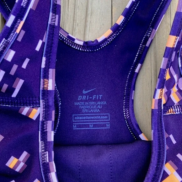 HP 🎉🤩💕 NIKE *SOLD OFFLINE* - Picture 2 of 5